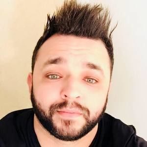 Meet your Posher, Johnny